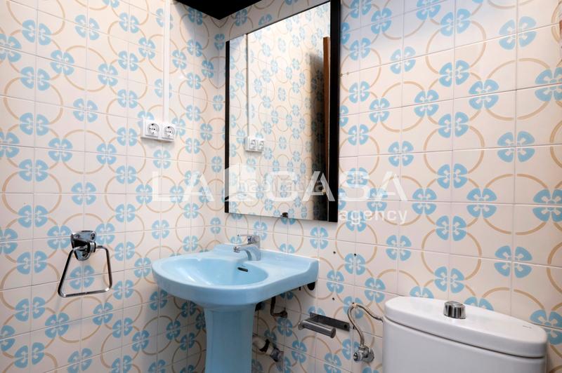 Foto f84cf20b-616e-4b1d-8674-b827c93d9c79. Appartamento in Vilapicina - Torre Llobeta Barcelona