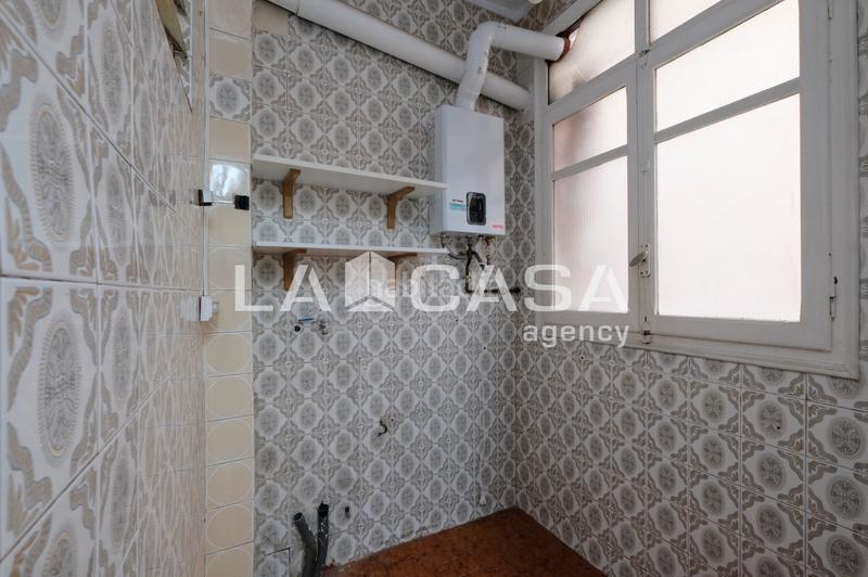 Foto ac70e4ee-2c24-4acf-b455-74e181b1de9e. Etagenwohnung in Vilapicina - Torre Llobeta Barcelona