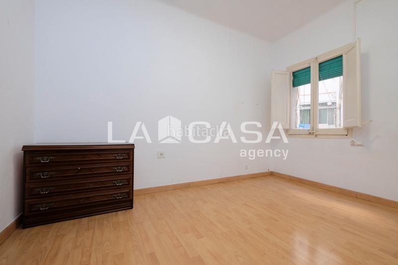 Foto 70d729df-a81a-4cb2-8b6e-4afa9a739a82. Flat in Vilapicina - Torre Llobeta Barcelona