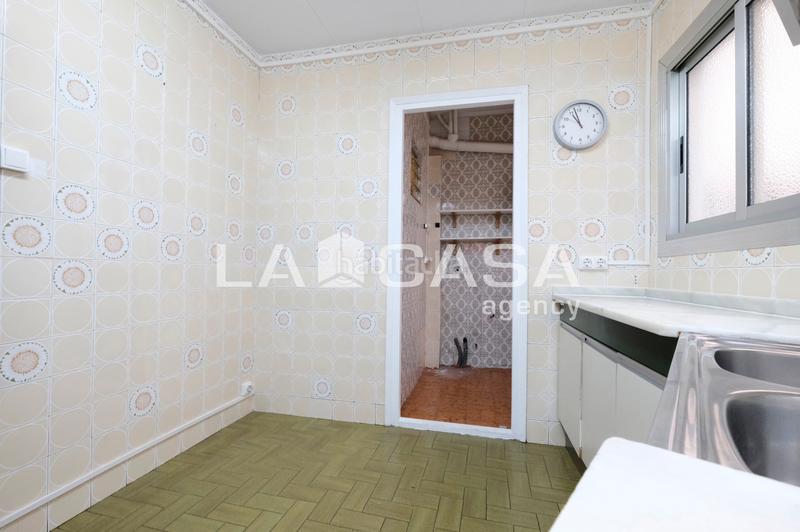 Foto 9f792445-e026-4e62-8427-85659af95f17. Flat in Vilapicina - Torre Llobeta Barcelona