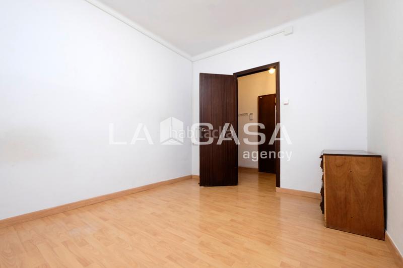 Foto f0e7fe58-3b60-4f56-9552-56e51bcef34e. Flat in Vilapicina - Torre Llobeta Barcelona