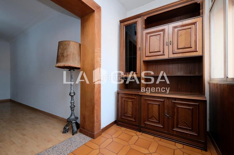 Foto 4f5a3c2f-e917-43c9-86f7-1e515cdfb4e0. Pis a Vilapicina - Torre Llobeta Barcelona