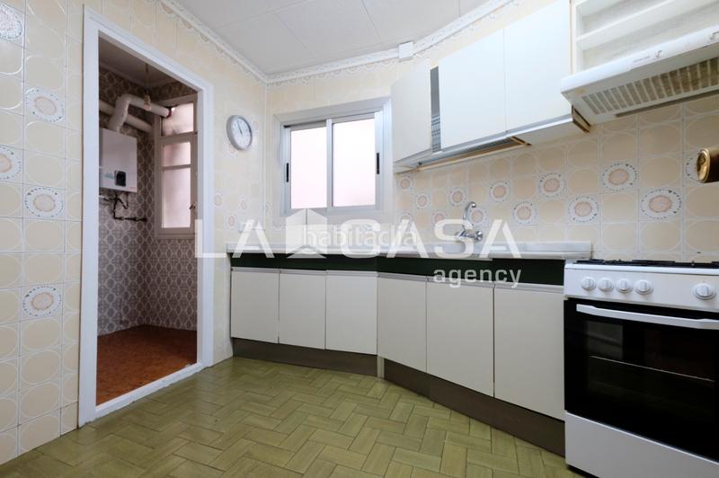 Foto 7d5ab3b0-eafe-4cdd-b066-b37e0323134a. Piso en Vilapicina - Torre Llobeta Barcelona