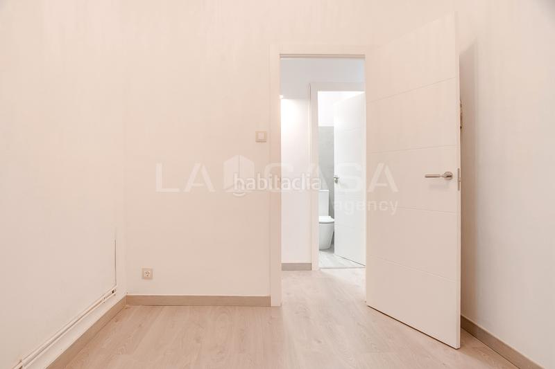 Foto 1af9ce25-2d6d-433f-a0cc-2c5071bed61d. Appartamento con riscaldamento in Llefià Badalona