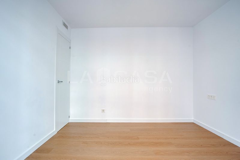 Foto 3f2f4d90-5d5d-4dd7-a260-ff57cf155dae. Pis amb calefacció a Sant Martí de Provençals Barcelona