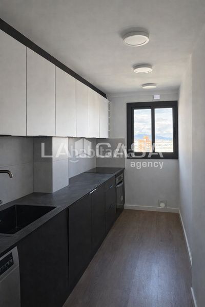 Foto 3f209c79-8b48-45d3-aed3-f4631bdf3c09. Àtic amb calefacció a Besòs - Maresme Barcelona