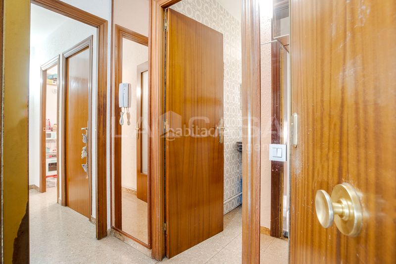 Foto 40dd00bc-fcd3-4bb7-8781-98d81283e6e5. Pis a Provençals del Poblenou Barcelona