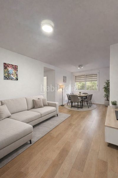 Foto eef80314-7e19-47cc-ad2a-b1acf496c40e. Pis a La Verneda - La Pau Barcelona