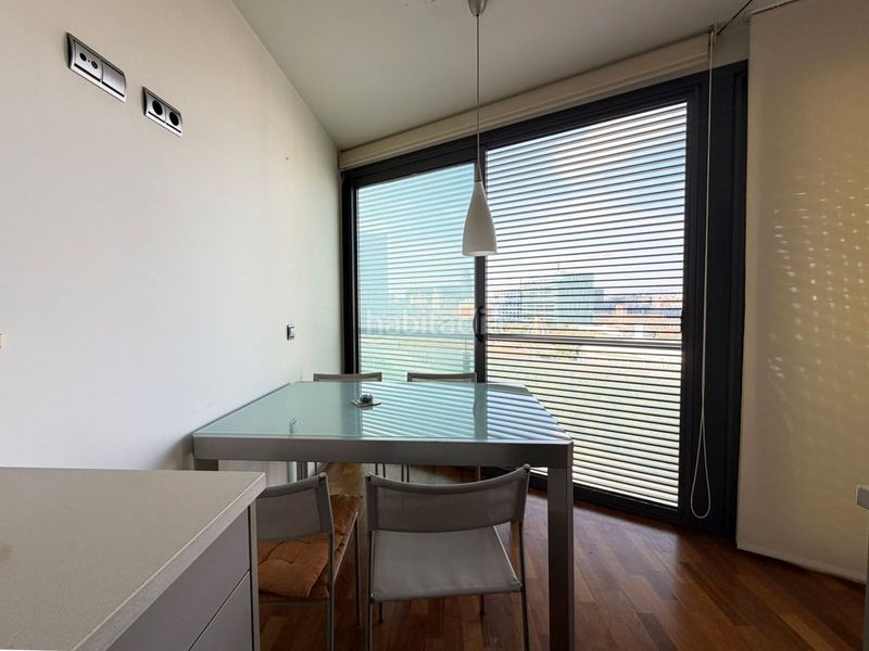 Foto b0446a49-e128-472d-b79f-55c73c71bef2. Pis a Provençals del Poblenou Barcelona