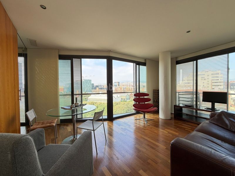 Foto c644fa8c-b615-45d7-ac96-31b37534f712. Pis a Provençals del Poblenou Barcelona