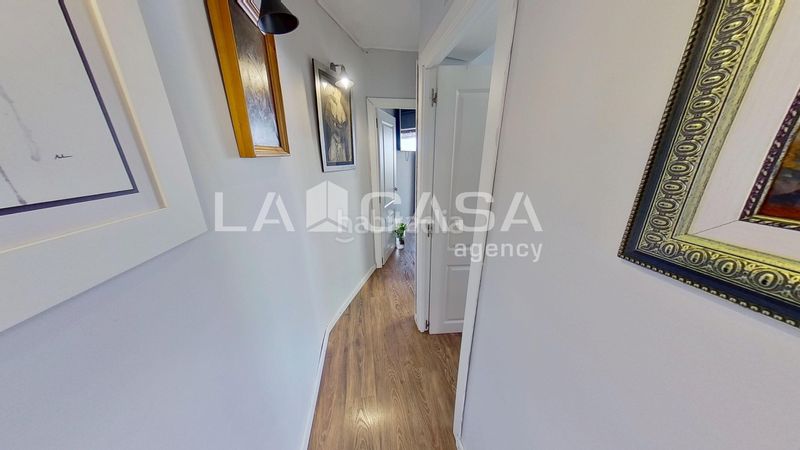 Foto 9a4cfa8a-9415-44d5-bc66-0e51814cbd1c. Àtic a Carmel Barcelona