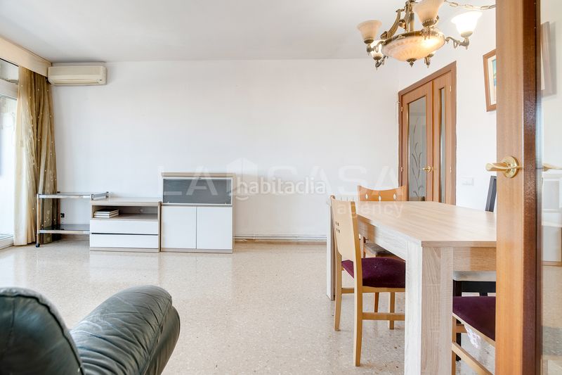 Foto 5c121432-727d-43ea-9f15-1835e09611be. Pis amb calefacció a La Verneda - La Pau Barcelona