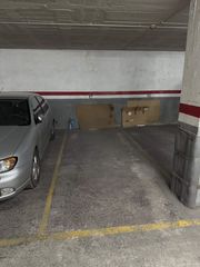 Aparcament cotxe a La Verneda - La Pau