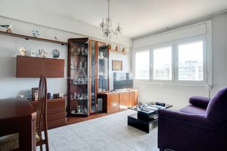 Pis a Besòs - Maresme. Piso en 10ª planta en rambla prim con vistas al mar y 3 habitaci