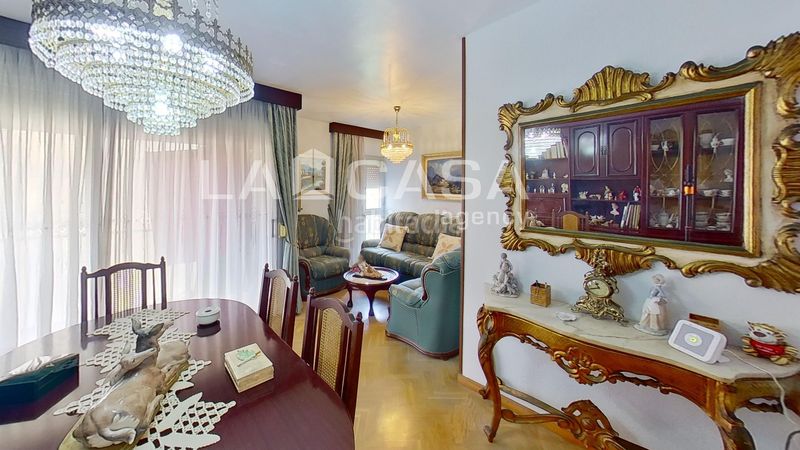 Foto 7542d740-6b8e-40ce-bd15-e1d85c12cb42. Pis a Sant Martí de Provençals Barcelona