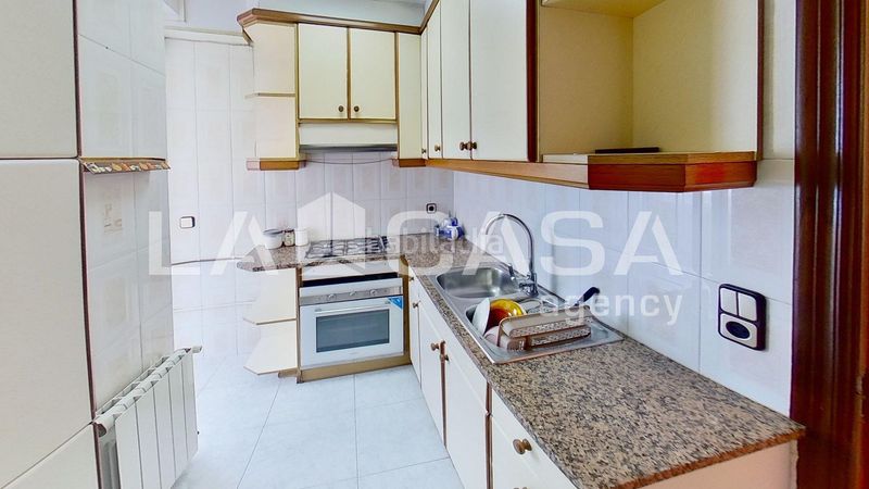 Foto 8367be42-9587-4356-aabe-4b2eebe525a0. Pis amb calefacció a Sant Martí de Provençals Barcelona