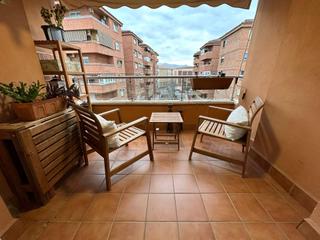 Appartement à San Francisco Javier. Fantástico piso en zona muy demandada de granada , parking y tra