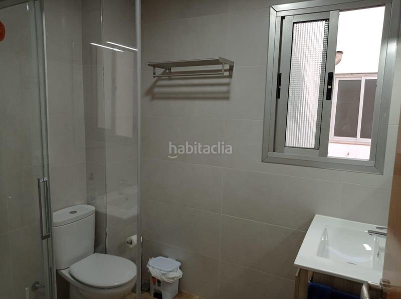 Foto 3bfbeb60-d9ee-4d48-9111-e2ba6984cc5f. Alquiler piso para estudientes piso reformado en emperatriz eugenia en Granada