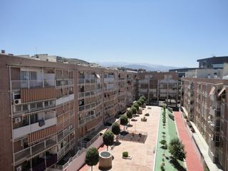 Location Duplex à Joaquina Eguaras. Solamente para estudiantes,gran oportunidad de vivir en un inigu
