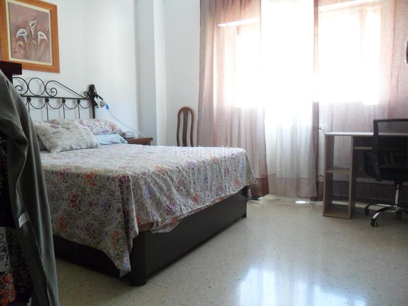 Foto 04b369f9-47bc-40f9-aecd-622b379fdee2. Miete etagenwohnung mit parking in La Cruz Granada