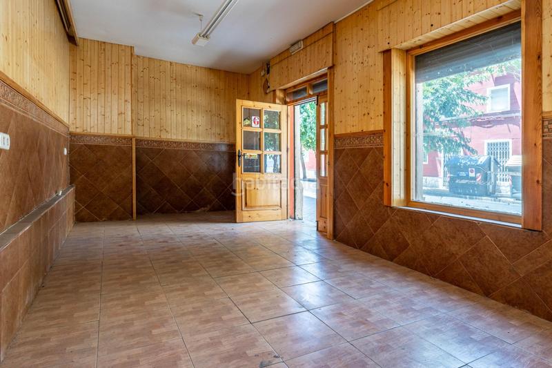 Foto 321db95b-d171-49cf-ac0f-bef453d29caa. Geschäftsraum in avenida avenida pablo picasso 6 in Granada