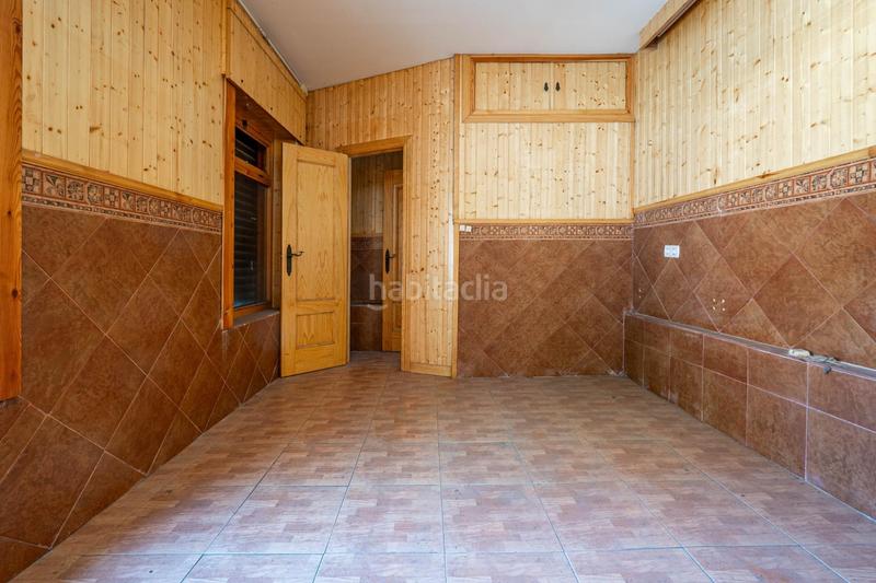 Foto a10f6f99-5c61-4618-a26c-7dd90d733f4d. Geschäftsraum in avenida avenida pablo picasso 6 in Granada