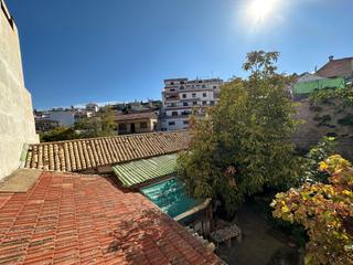 Maison à Barrio de la Vega. Venta de casa a reformar en barrio de monachil.