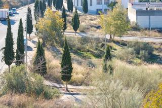 Terreny residencial a Alfacar. Terreno industrial!!!!!!!