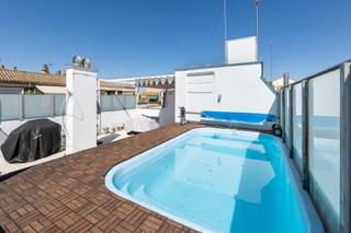 Attico in Plaza de Toros. Ático en compra con pago aplazado.