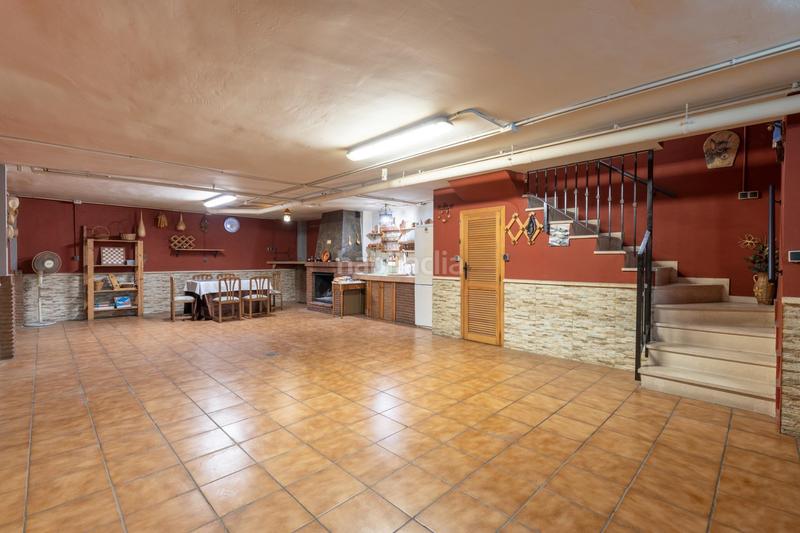 Foto 85fbbfad-7ba6-4ffd-a8f4-b716f00cf0c2. Casa adosada casa en venta , granada lista para entrar a vivir en Maracena