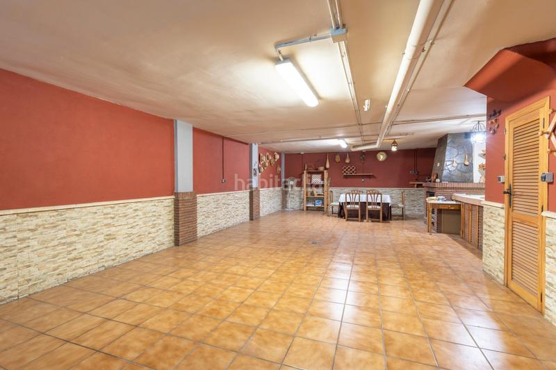 Foto c5ac3f1c-0cf1-4306-bfef-aba04f16c71a. Casa adosada casa en venta , granada lista para entrar a vivir en Maracena
