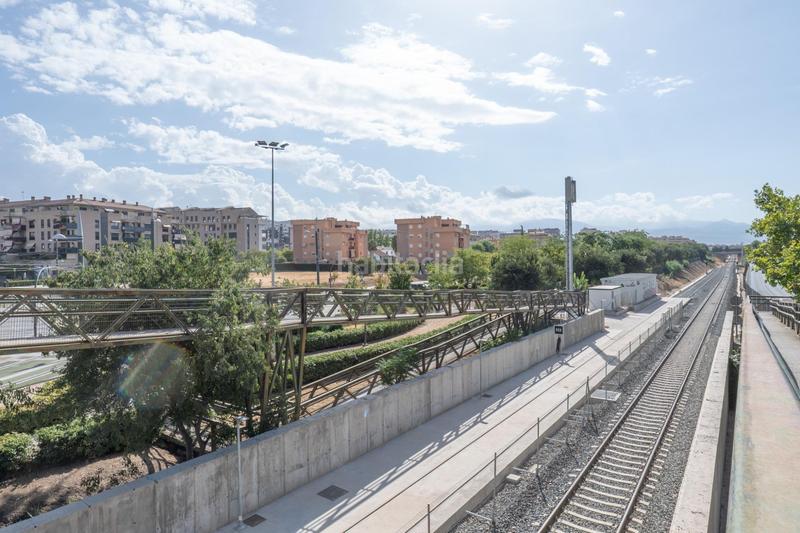 Foto 0ccbfcf8-8e63-4ec6-b36c-ba5b3af63dc9. Pis a Cerrillo de Maracena - Periodistas Granada