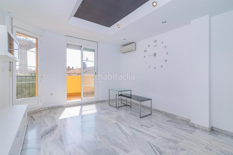Foto 6f6c15b8-3c70-4b06-a898-f668c0736e7d. Ático excelente ático duplex en churriana de la vega en Gabias (Las)