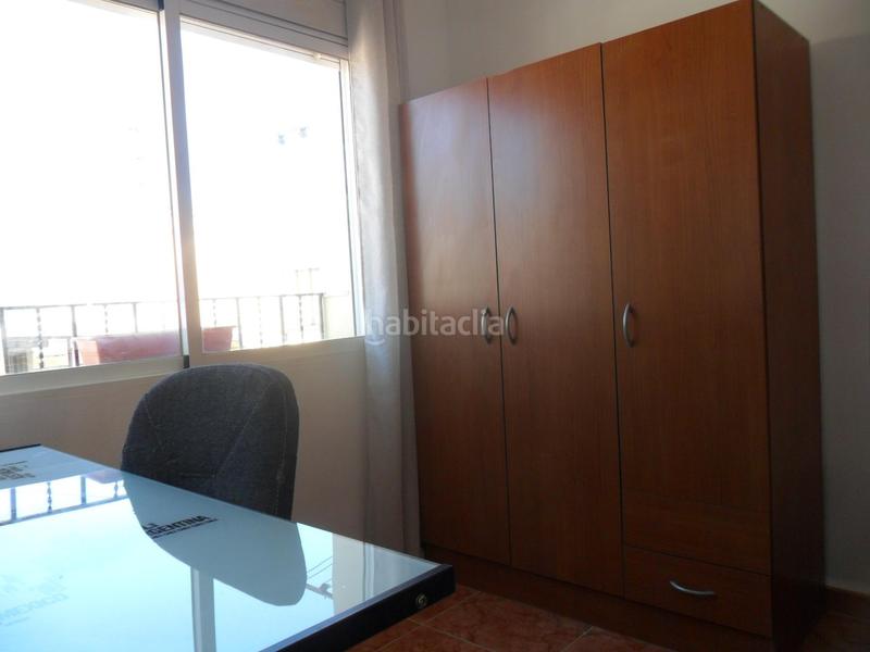 Foto 85a1001f-6a1d-4aeb-9759-49f20f8ea7a3. Rent flat in Barrio de Zaidín Granada