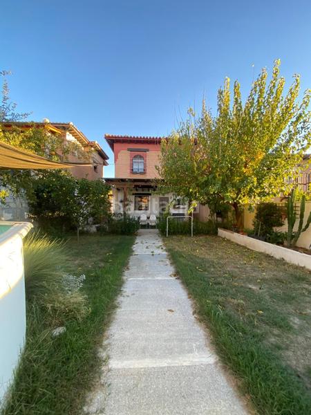 Foto fa625761-f093-48aa-9f0e-9508d011784f. House in Jun