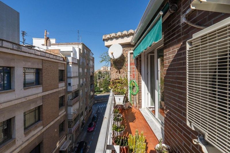 Foto a40a341e-c852-4787-83de-47e3f40f9571. Àtic a Centro - Sagrario Granada