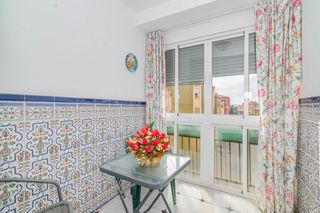 Pis a Calle ronda de alfareros 4. Oportunidad en venta piso de 4 dormitorios con posibilidad de 5