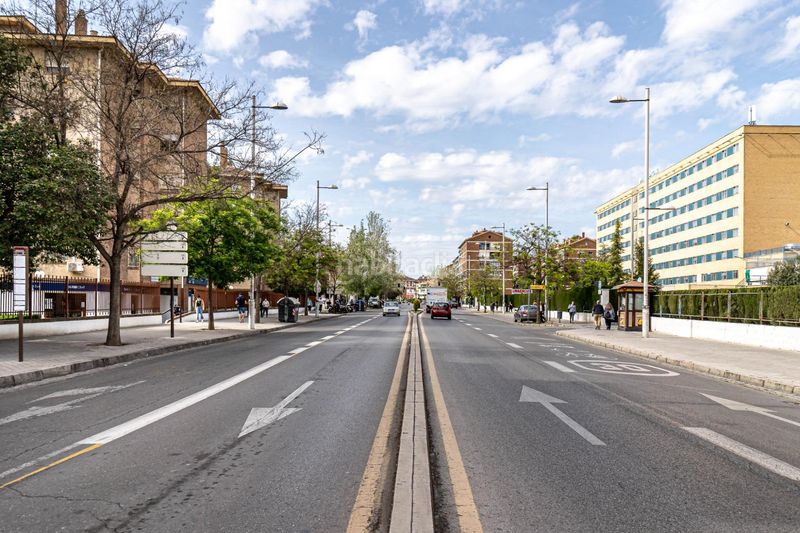 Foto a3c9d034-a67d-4403-a7ed-102ee7721f99. Àtic amb aparcament a La Cruz Granada