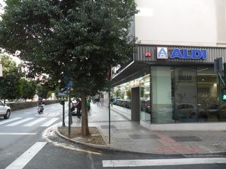 Lloguer Pis a Camino de Ronda. Piso de alquiler en zona arabial, granada  ideal para estudiante