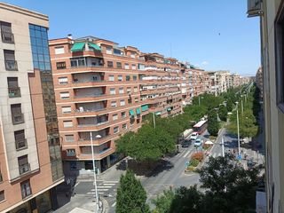 Location Appartement à Camino de Ronda. En pleno camino de ronda para estudientes