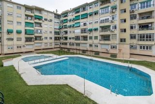Lloguer Pis a San Francisco Javier. Piscina comunitaria , garaje incluido , solamente para estudiant