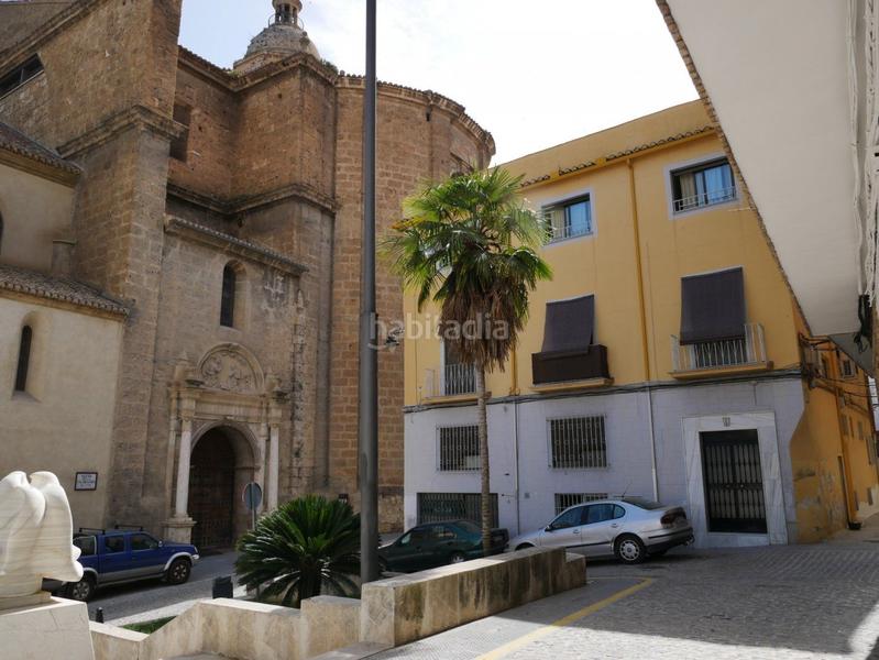 Foto 7e61a751-4a77-426d-a2c6-d53032111eff. Edificio muy buena inversión con máxima rentabilidad , desde el primer momento !! en Loja