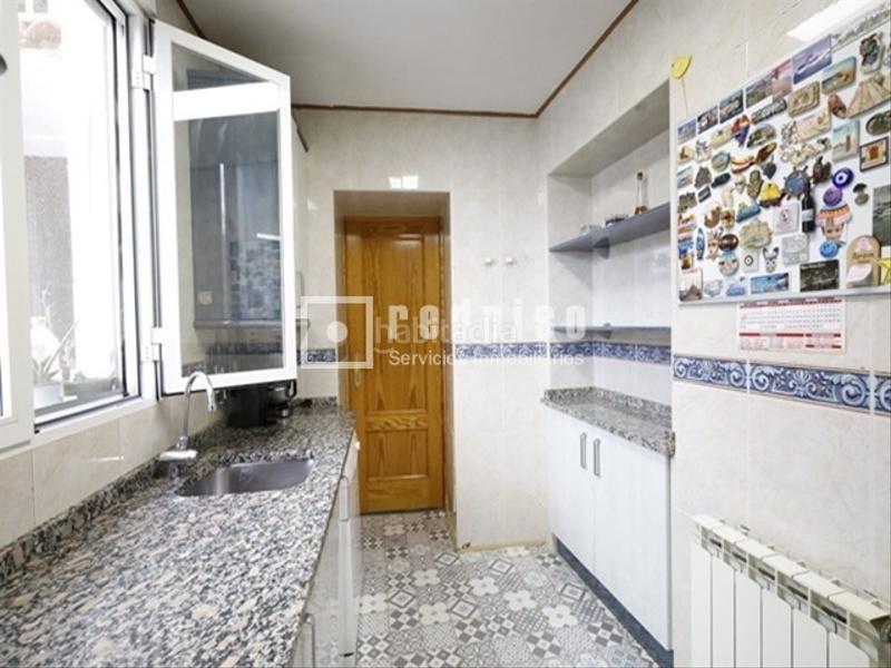 Foto 90f0c94f-9ae9-4132-b02e-4b05e0f53e15. Haus mit heizung in Yunquera de Henares