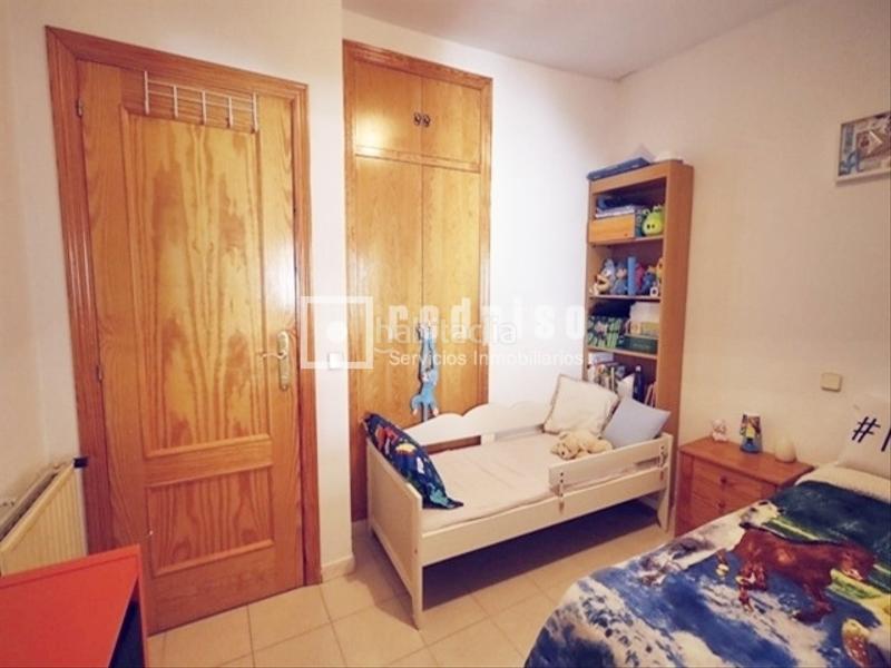 Foto 95809bbb-b8fa-4fbd-b684-38f96c2f04e2. Haus mit heizung in Yunquera de Henares