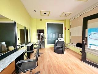 Geschäftsraum in San Roque-Concordia-Adoratrices