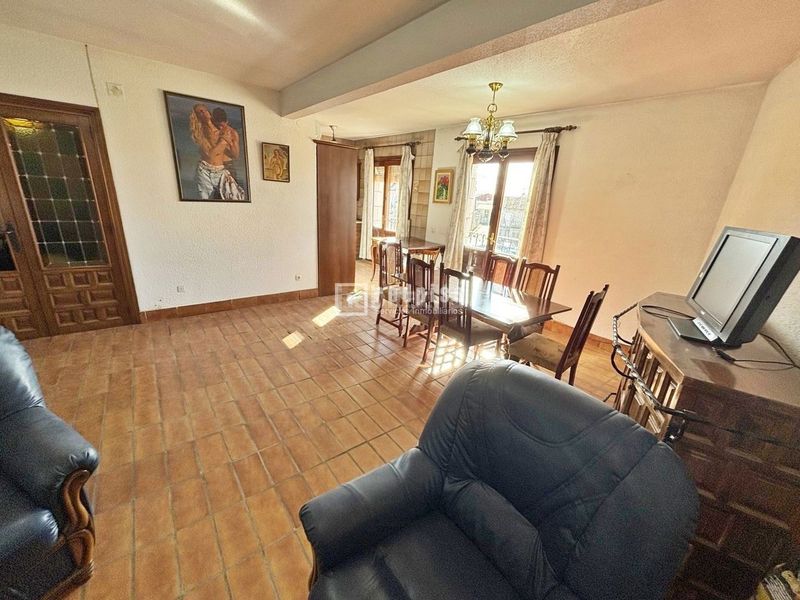 Foto 40356f72-1bd1-4582-9469-dc64ccb2c93a. Flat with heating in Trijueque