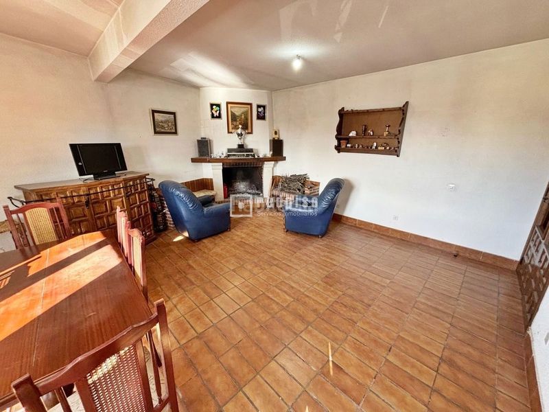 Foto b1ddef74-68da-4cc1-9e8c-67196462b6c7. Flat with heating in Trijueque