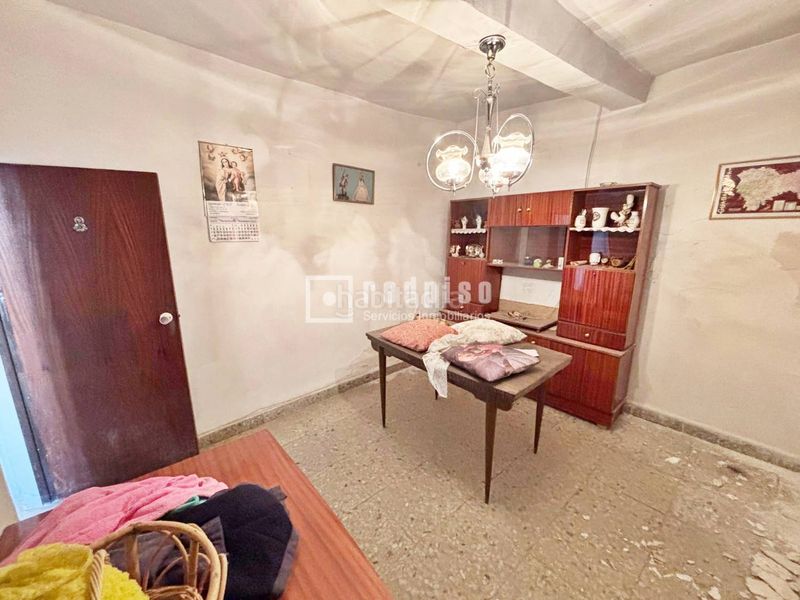 Foto 57ca756b-c85f-4335-adde-d02b4600de60. Maison avec chauffage dans Driebes
