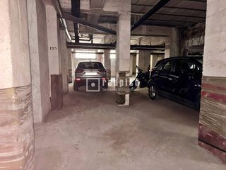 Parking coche  De felipe solano antelo