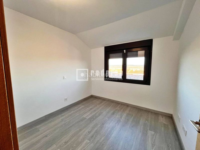 Foto 54a3890a-17e6-4728-ac47-602560166c7f. Miete chalet mit heizung parking in Quer